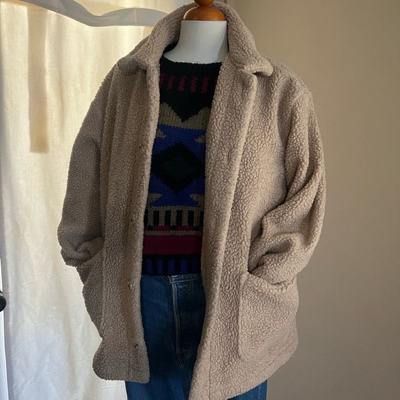 Urban Outfitters Botton Down Teddy Jacket - Picture 3 of 4